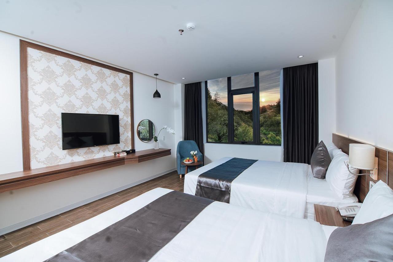 Phuong Bac Luxury Hotel Dong Hoi Exterior foto